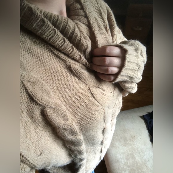 Knit sweater - Picture 3 of 6